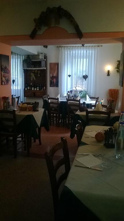 La Favorita Bed and Breakfast Lozzo Cadore Værelse billede